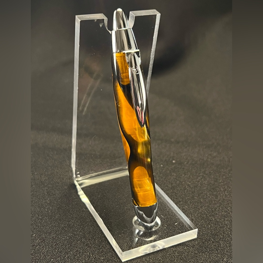 Foray Compact Amber Resin Ballpoint Pen – Short & Chunky (5”)